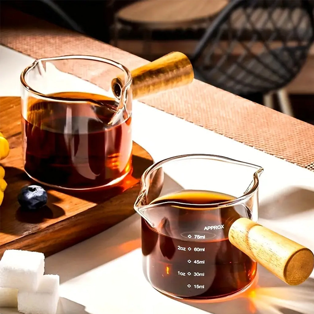 Taza Medidora con Mango Madera 100ml