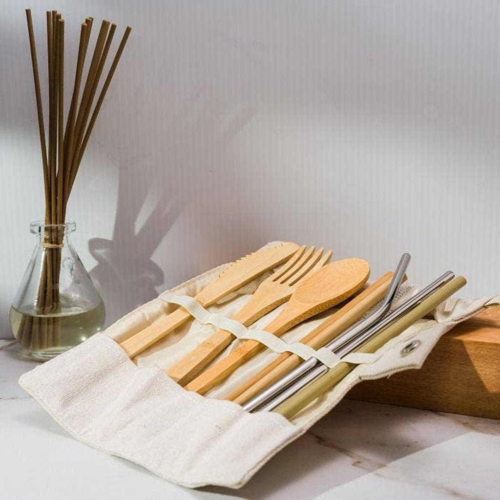 Kit Cubiertos de Bambú Beige